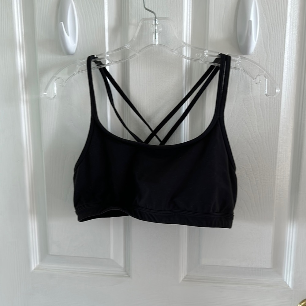 Basic black Athleta sports bra